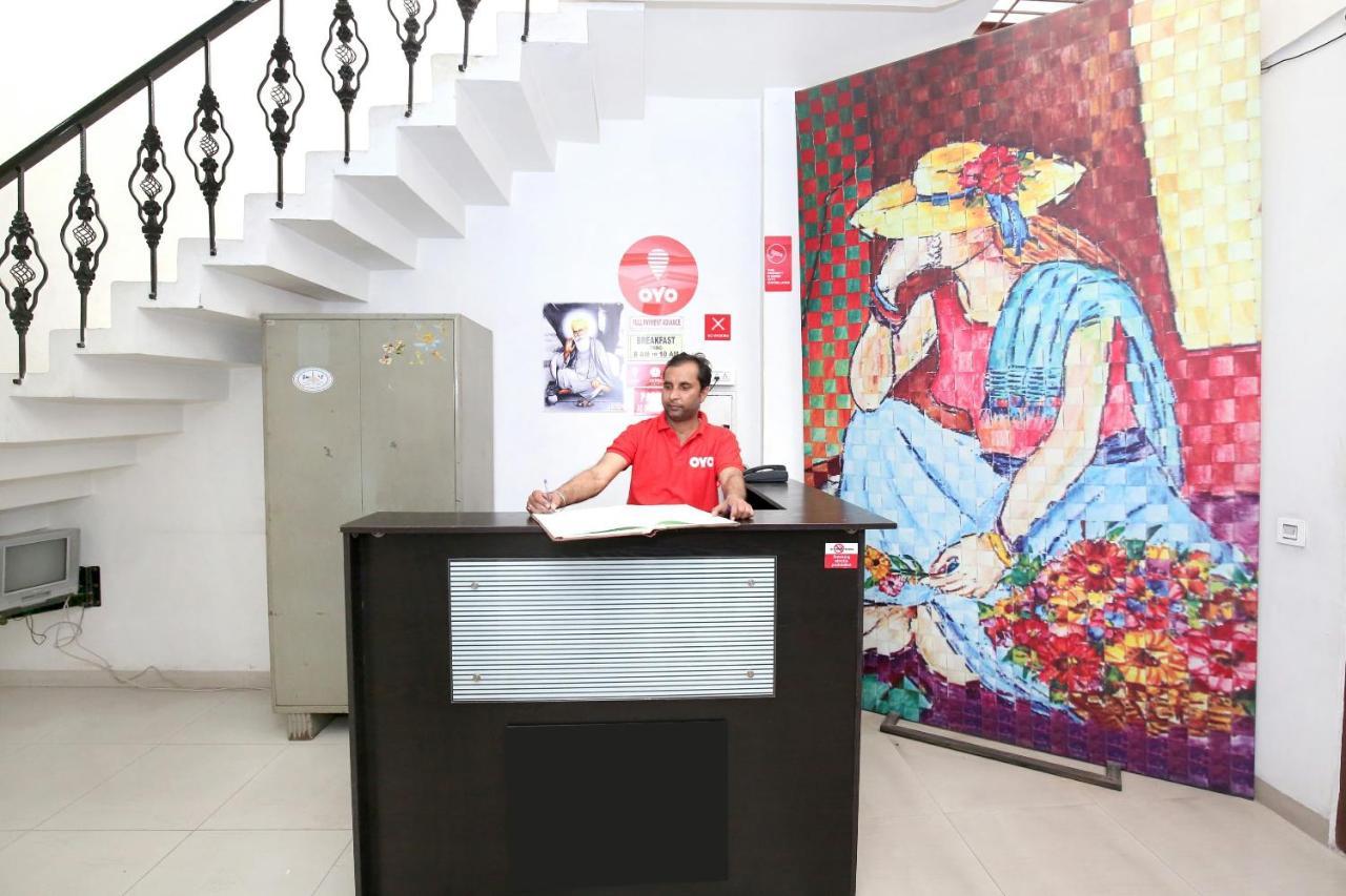Oyo 8105 Royale Guest House Ludhiana Luaran gambar