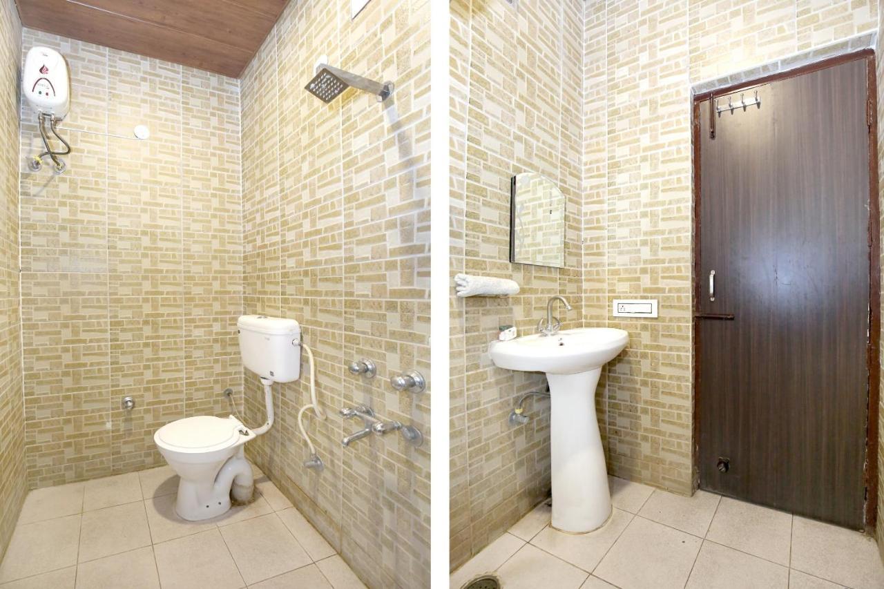 Oyo 8105 Royale Guest House Ludhiana Luaran gambar